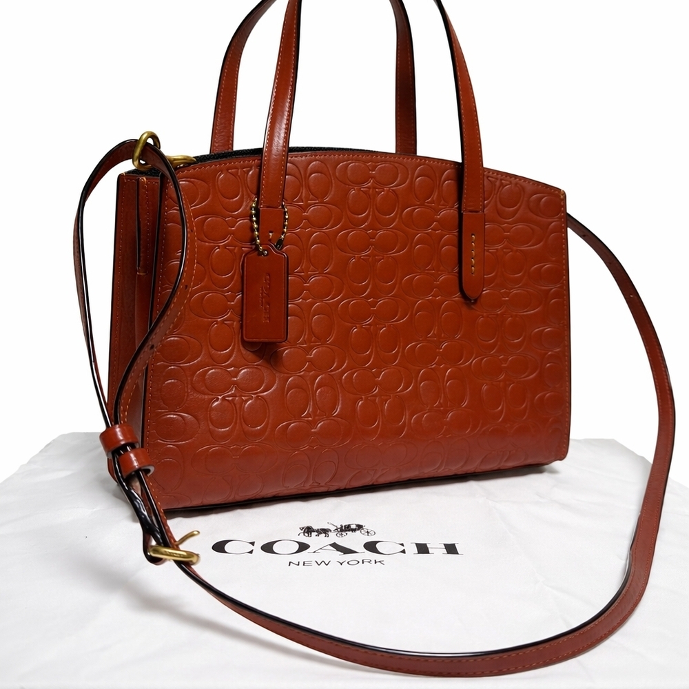 Coach Embossed Leather Crossbody Bag – Excellent Condition – Compact & Stylish - Picture 3 of 16